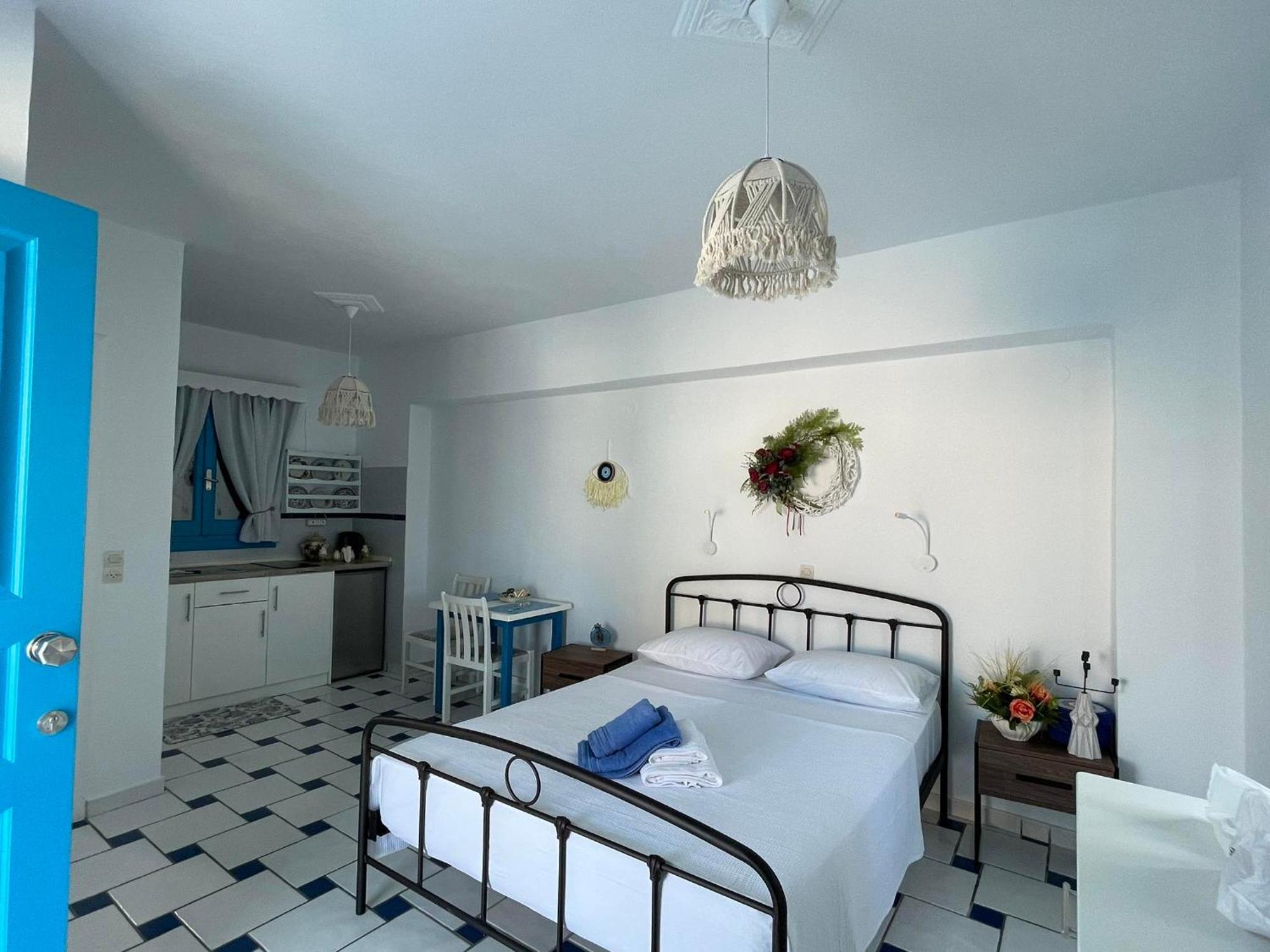 Apartament Giavasi Seaside Finiki Zewnętrze zdjęcie
